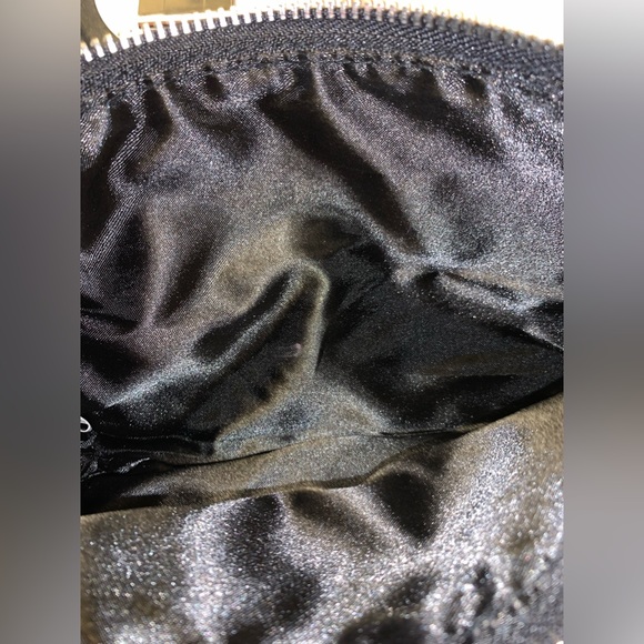 Victoria’s Secret - Black/silver sequins clutch - Picture 5 of 10